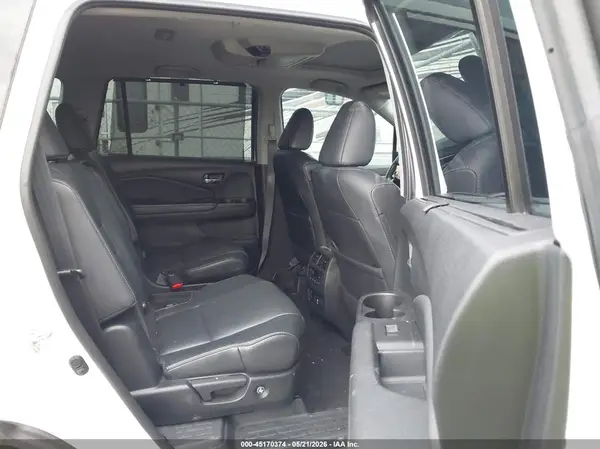 5FNYF6H61MB067923 2021 HONDA PILOT - Image 8