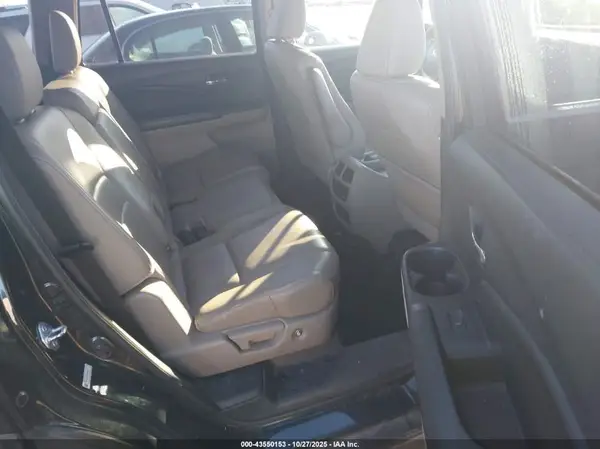 5FNYF6H62GB024390 2016 HONDA PILOT - Image 8