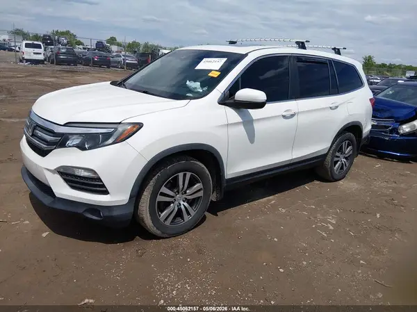 5FNYF6H62HB010765 2017 HONDA PILOT - Image 2