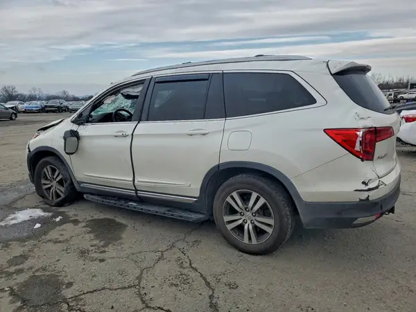 5FNYF6H62HB041904 2017 HONDA PILOT - Image 2