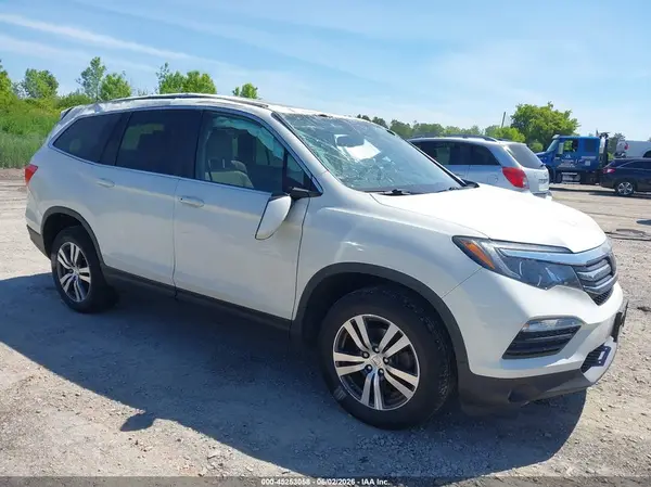 5FNYF6H62HB074403 2017 HONDA PILOT - Image 1