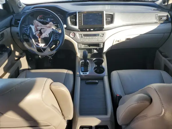 5FNYF6H62HB101695 2017 HONDA PILOT - Image 8