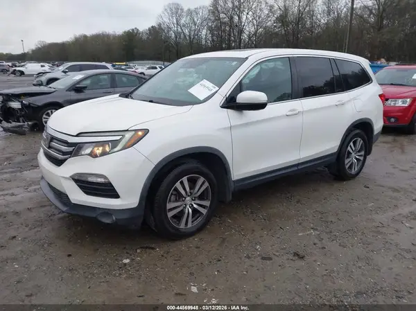 5FNYF6H62JB016426 2018 HONDA PILOT - Image 2