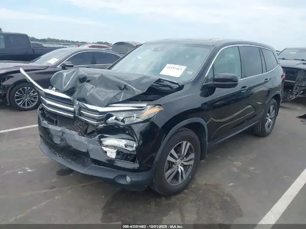 5FNYF6H62JB026387 2018 HONDA PILOT - Image 2