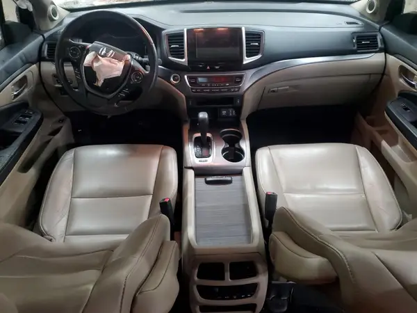 5FNYF6H62JB043318 2018 HONDA PILOT - Image 8
