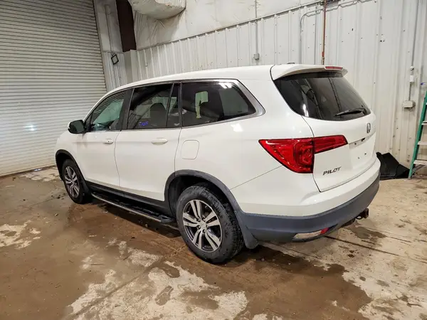5FNYF6H63HB086284 2017 HONDA PILOT - Image 2
