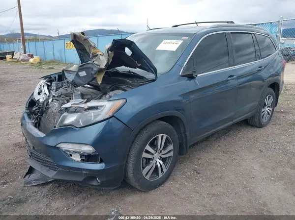 5FNYF6H63JB000445 2018 HONDA PILOT - Image 2