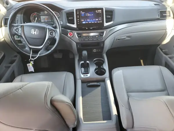 5FNYF6H63JB034157 2018 HONDA PILOT - Image 8
