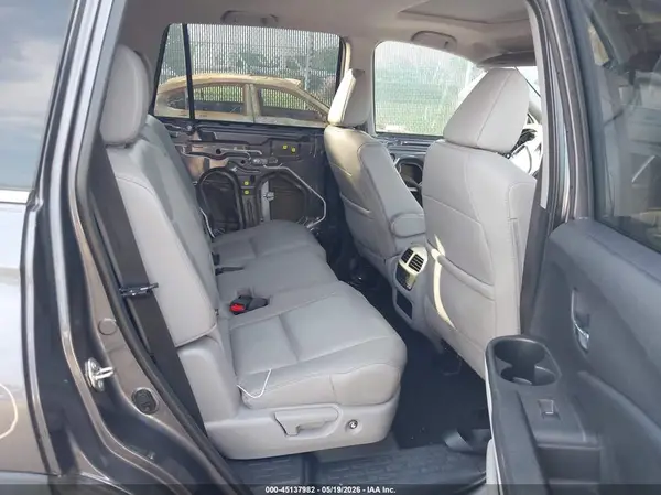 5FNYF6H63JB037673 2018 HONDA PILOT - Image 8