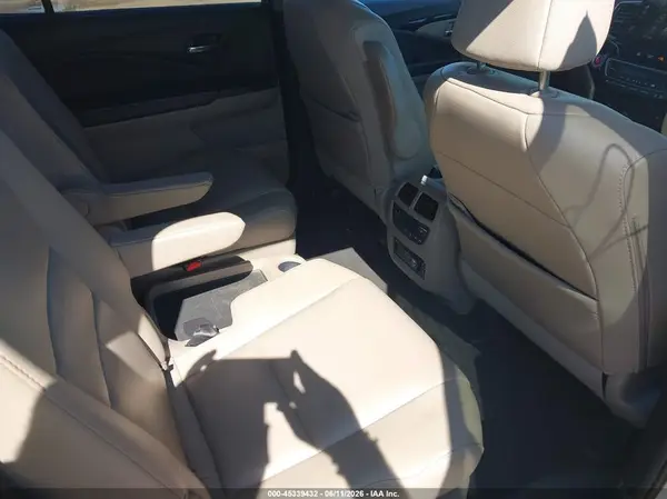 5FNYF6H63KB040056 2019 HONDA PILOT - Image 8