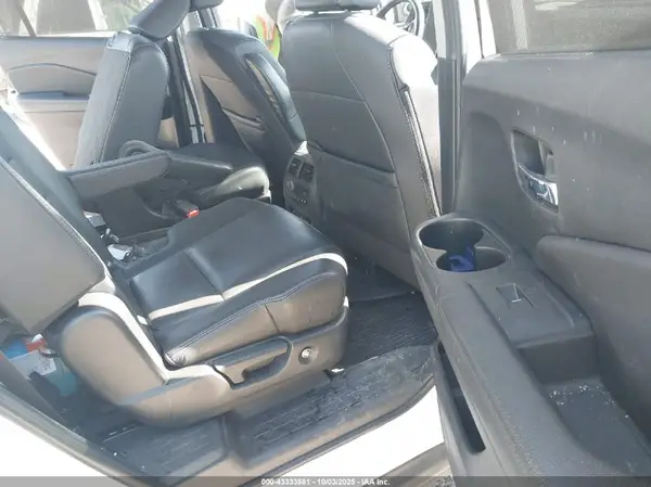 5FNYF6H63MB037919 2021 HONDA PILOT - Image 8
