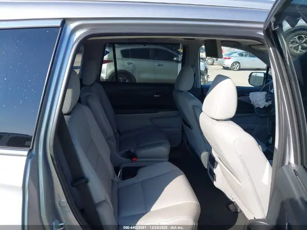 5FNYF6H63NB089021 2022 HONDA PILOT - Image 8