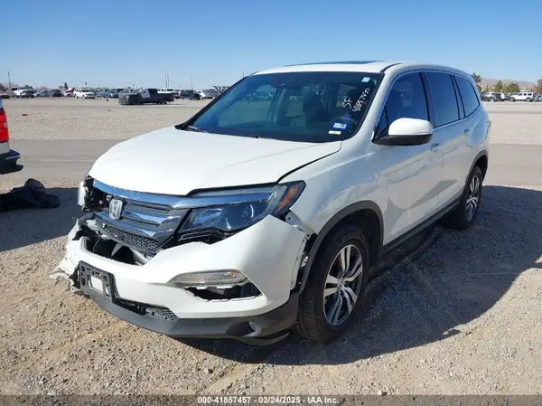 5FNYF6H64HB084575 2017 HONDA PILOT - Image 2