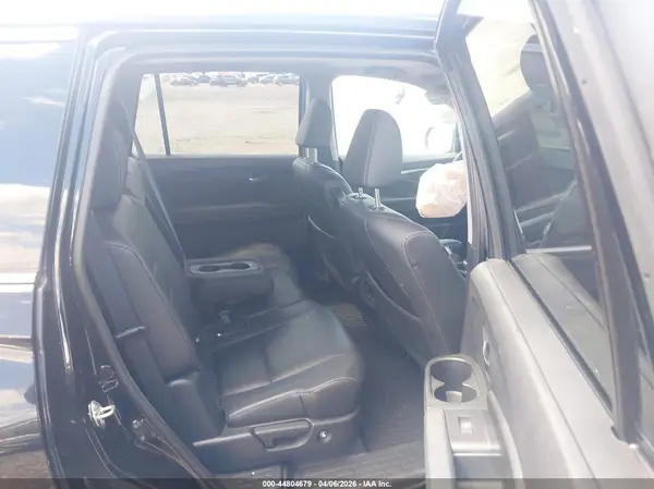 5FNYF6H64JB062128 2018 HONDA PILOT - Image 8