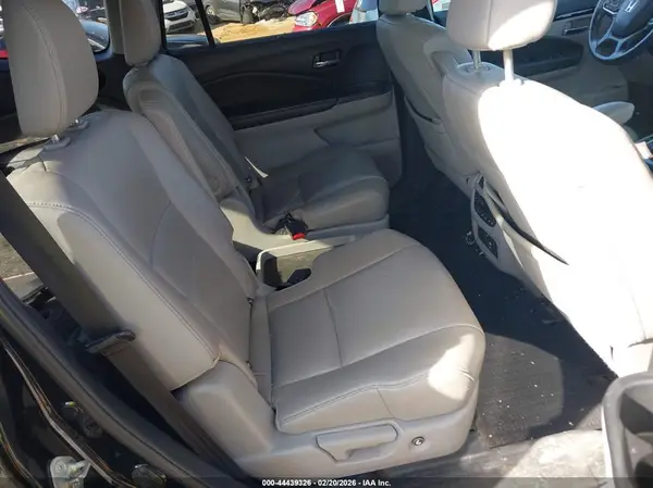 5FNYF6H64KB031009 2019 HONDA PILOT - Image 8