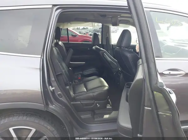 5FNYF6H64MB021129 2021 HONDA PILOT - Image 8