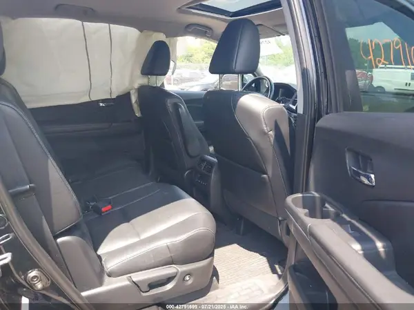 5FNYF6H65GB023069 2016 HONDA PILOT - Image 8