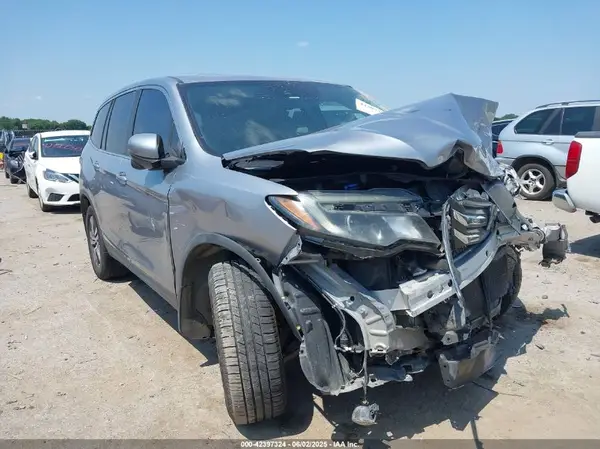 5FNYF6H65HB011442 2017 HONDA PILOT - Image 1