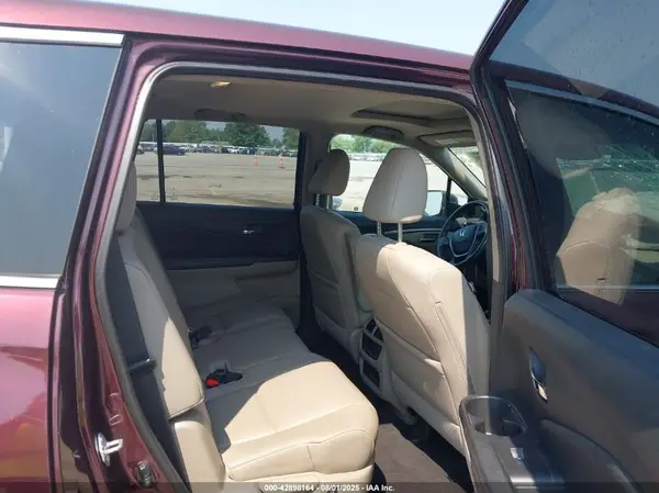 5FNYF6H65HB059040 2017 HONDA PILOT - Image 8