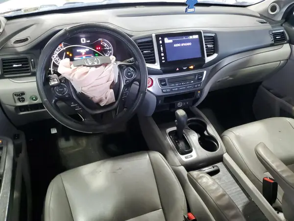 5FNYF6H65HB082270 2017 HONDA PILOT - Image 8