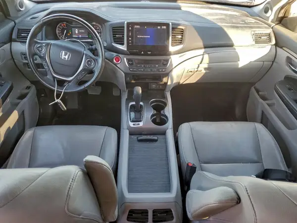 5FNYF6H65HB100475 2017 HONDA PILOT - Image 8