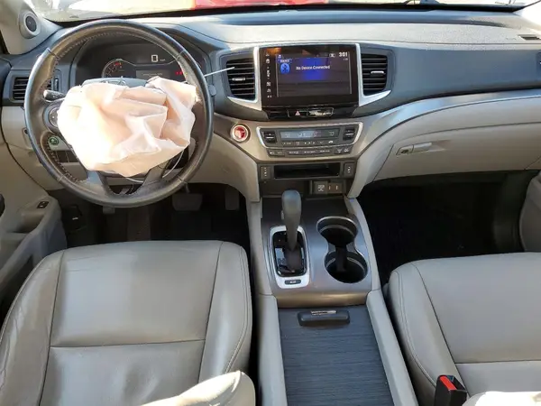 5FNYF6H65JB037626 2018 HONDA PILOT - Image 8