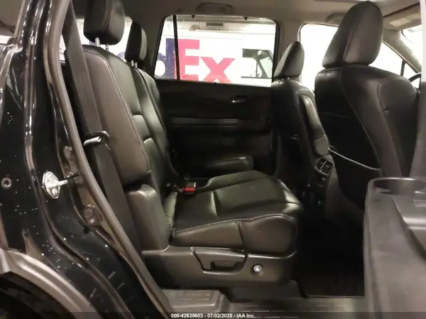 5FNYF6H65KB018642 2019 HONDA PILOT - Image 8