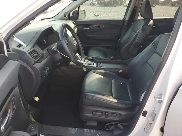 2021 HONDA PILOT auction photo 7