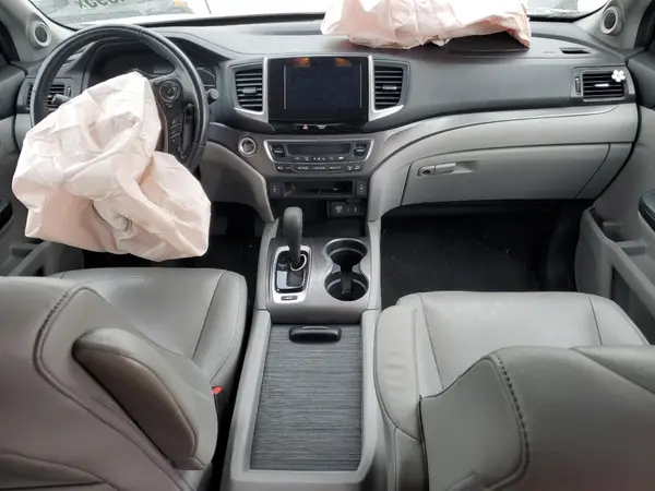 5FNYF6H66HB088837 2017 HONDA PILOT - Image 8