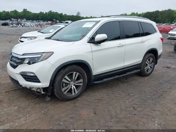 5FNYF6H66JB047808 2018 HONDA PILOT - Image 2