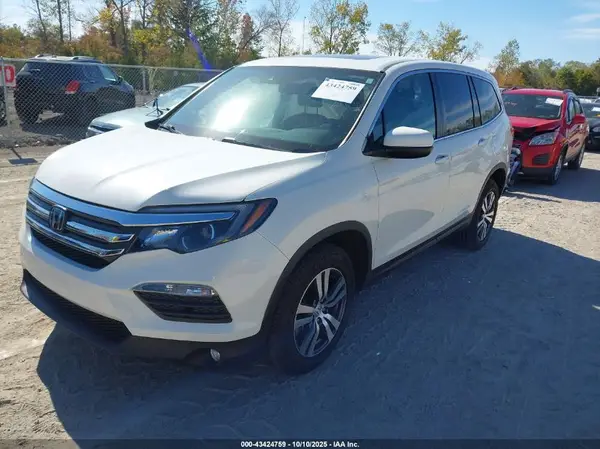 5FNYF6H66JB060803 2018 HONDA PILOT - Image 2
