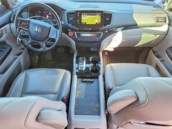 5FNYF6H66KB023655 2019 HONDA PILOT - Image 8