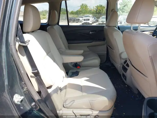 5FNYF6H66KB089252 2019 HONDA PILOT - Image 8