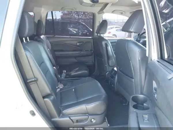 5FNYF6H66MB045237 2021 HONDA PILOT - Image 8