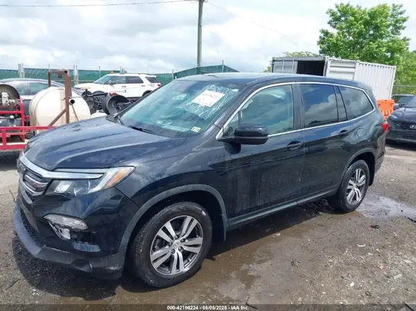 5FNYF6H67HB049027 2017 HONDA PILOT - Image 2