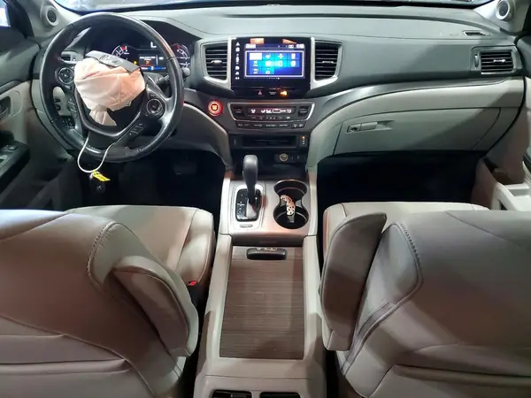 5FNYF6H67HB065633 2017 HONDA PILOT - Image 8