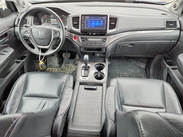 5FNYF6H67HB090967 2017 HONDA PILOT - Image 8
