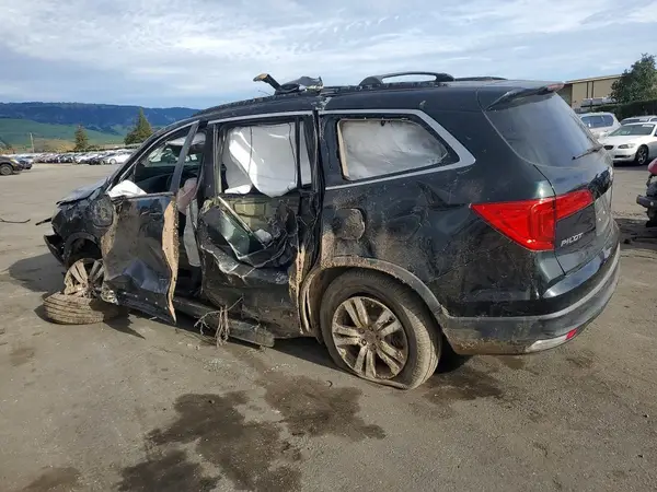5FNYF6H67JB059529 2018 HONDA PILOT - Image 2