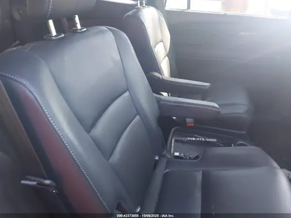 5FNYF6H67KB011403 2019 HONDA PILOT - Image 8