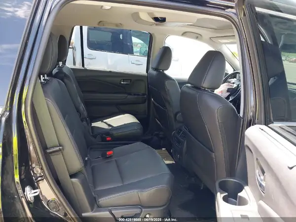 5FNYF6H67KB031988 2019 HONDA PILOT - Image 8