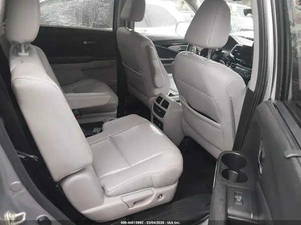 5FNYF6H67LB016604 2020 HONDA PILOT - Image 8