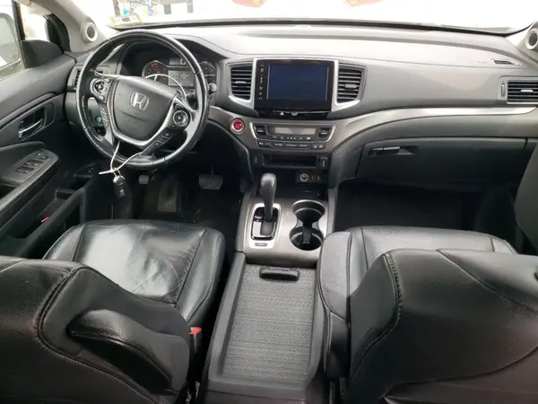 5FNYF6H68HB014660 2017 HONDA PILOT - Image 8