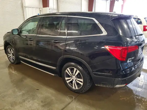 5FNYF6H68HB061218 2017 HONDA PILOT - Image 2