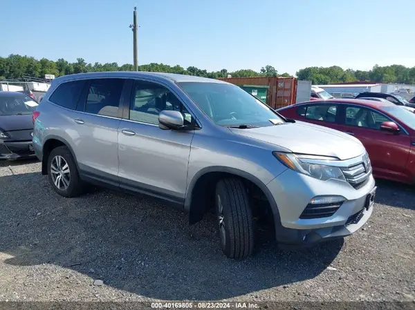 5FNYF6H68HB065639 2017 HONDA PILOT - Image 1