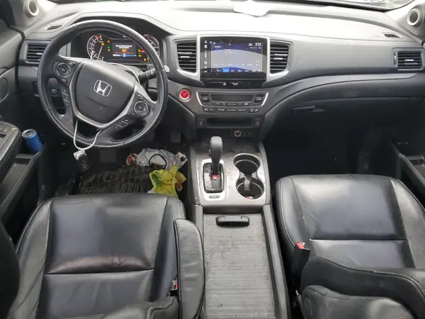 5FNYF6H68HB097216 2017 HONDA PILOT - Image 8
