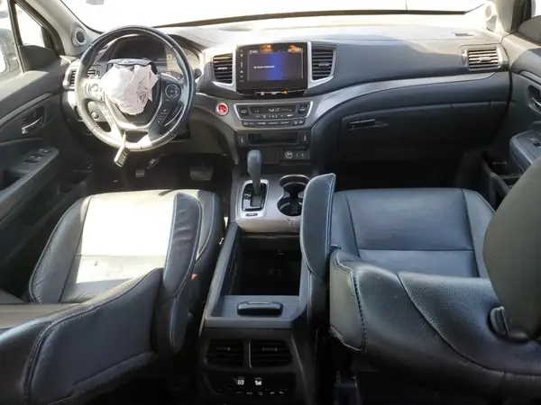 5FNYF6H68JB062620 2018 HONDA PILOT - Image 8