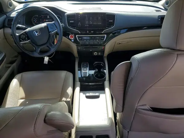 5FNYF6H68KB002323 2019 HONDA PILOT - Image 8