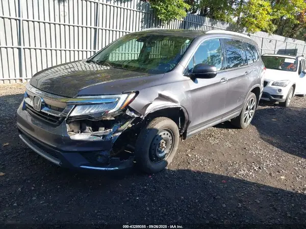 5FNYF6H68NB007817 2022 HONDA PILOT - Image 2