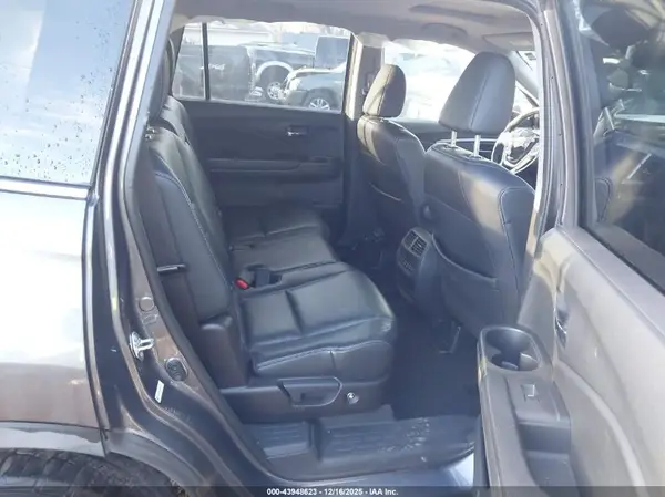 5FNYF6H69GB010390 2016 HONDA PILOT - Image 8