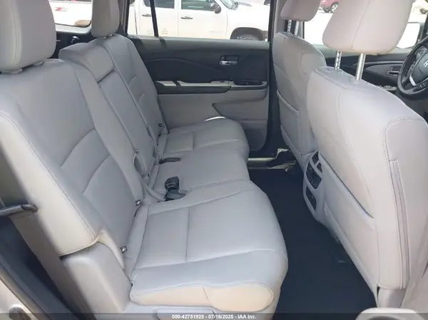 5FNYF6H69GB097885 2016 HONDA PILOT - Image 8
